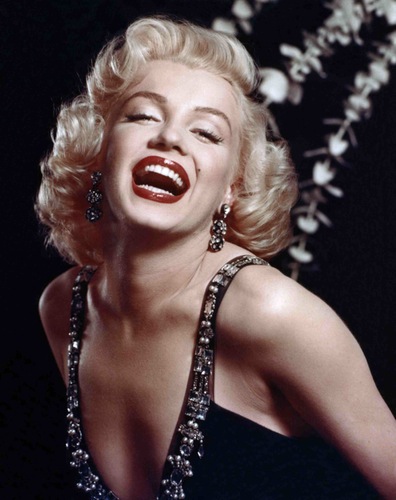 The Art of Seduction Archives - Women Love Power®